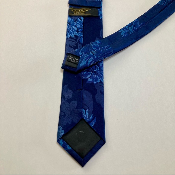 Vintage Kai-Long Embroidered Floral Two-Blue Skinny Silk Handmade Tie - Picture 6 of 6